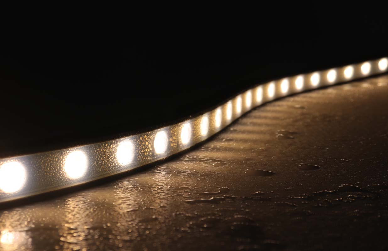 Гнучкий лінійний прожектор Ustrip LED-FW-W30-24V-2621mm білий теплий - Зображення 6