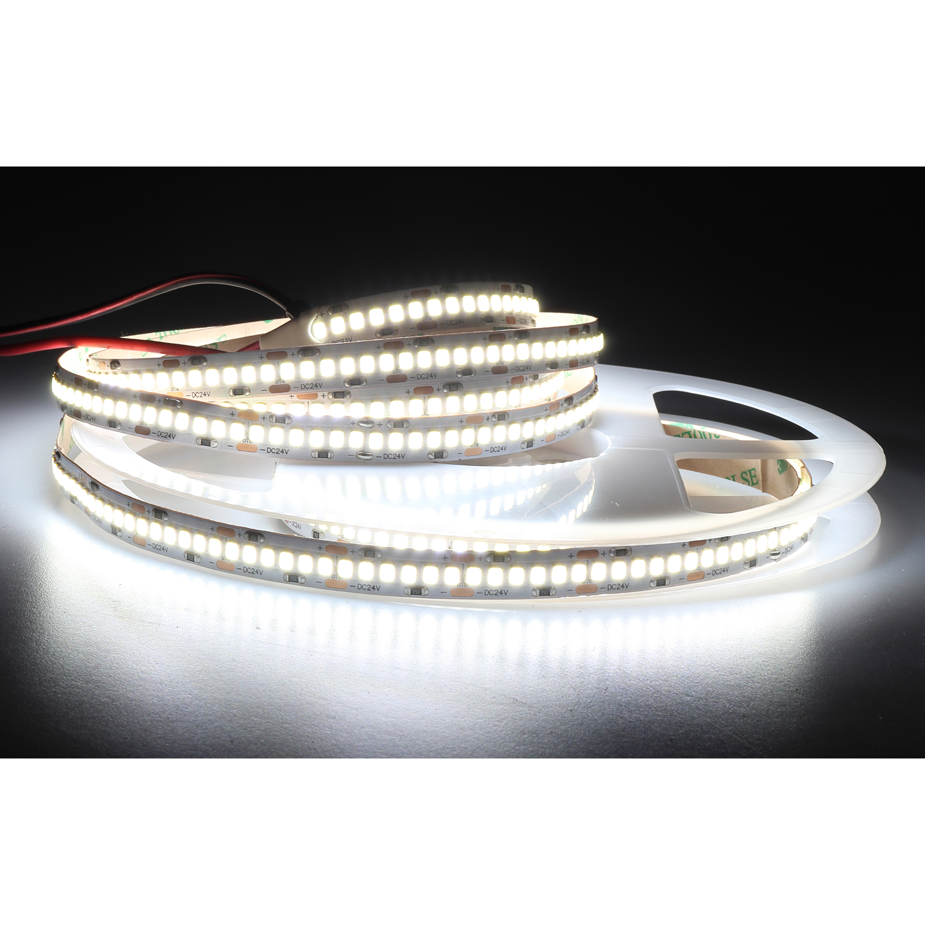 Світлодіодна стрічка Ustrip LED240-2835-W40-24V-24W білий денний - Зображення 4