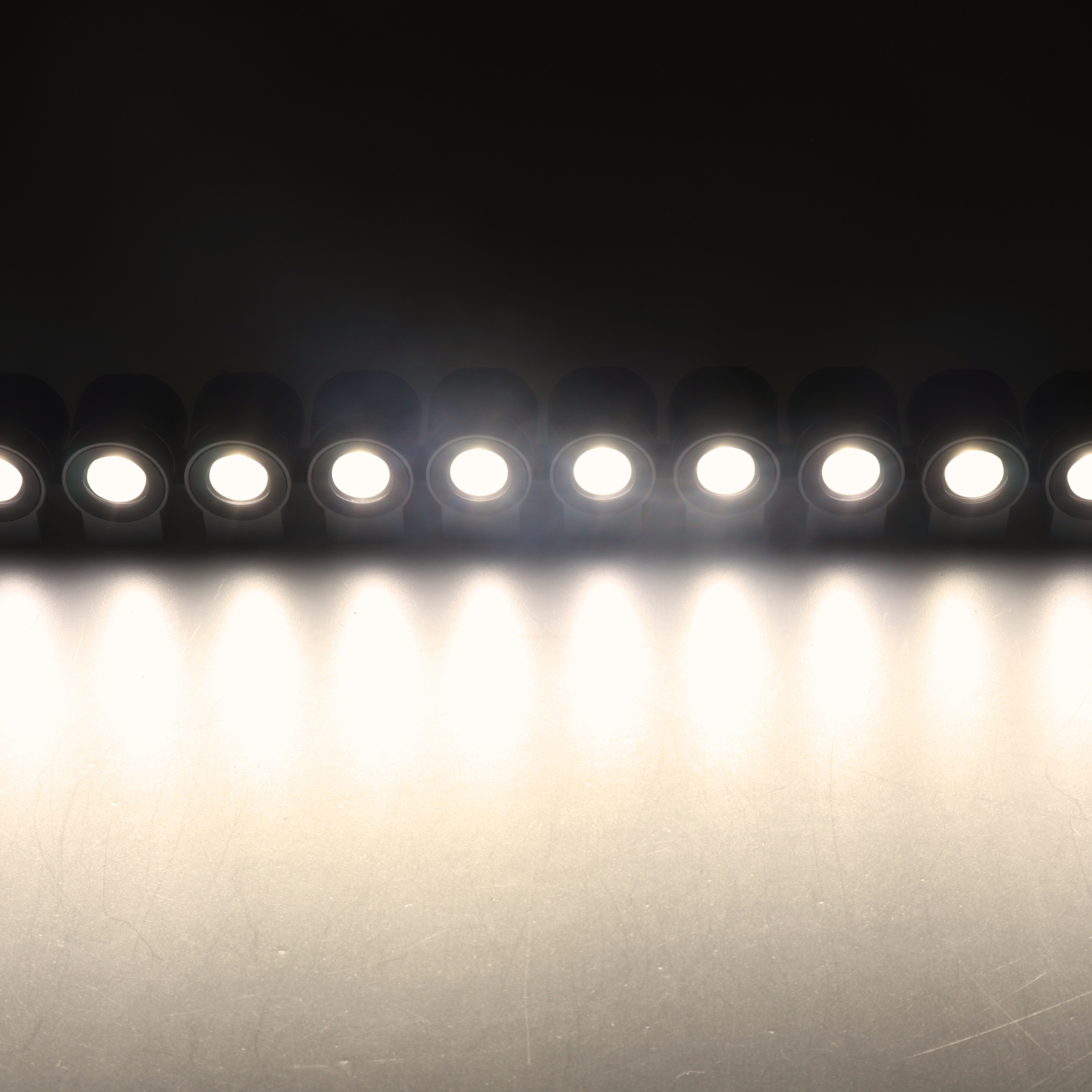 Ustrip LED24-FW4839-W30-24V-48W-IP67 - Гнучкий світлодіодний прожектор - Зображення 9